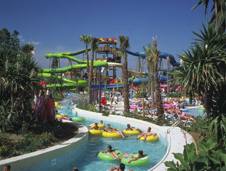 Water rafting woodlands theme park